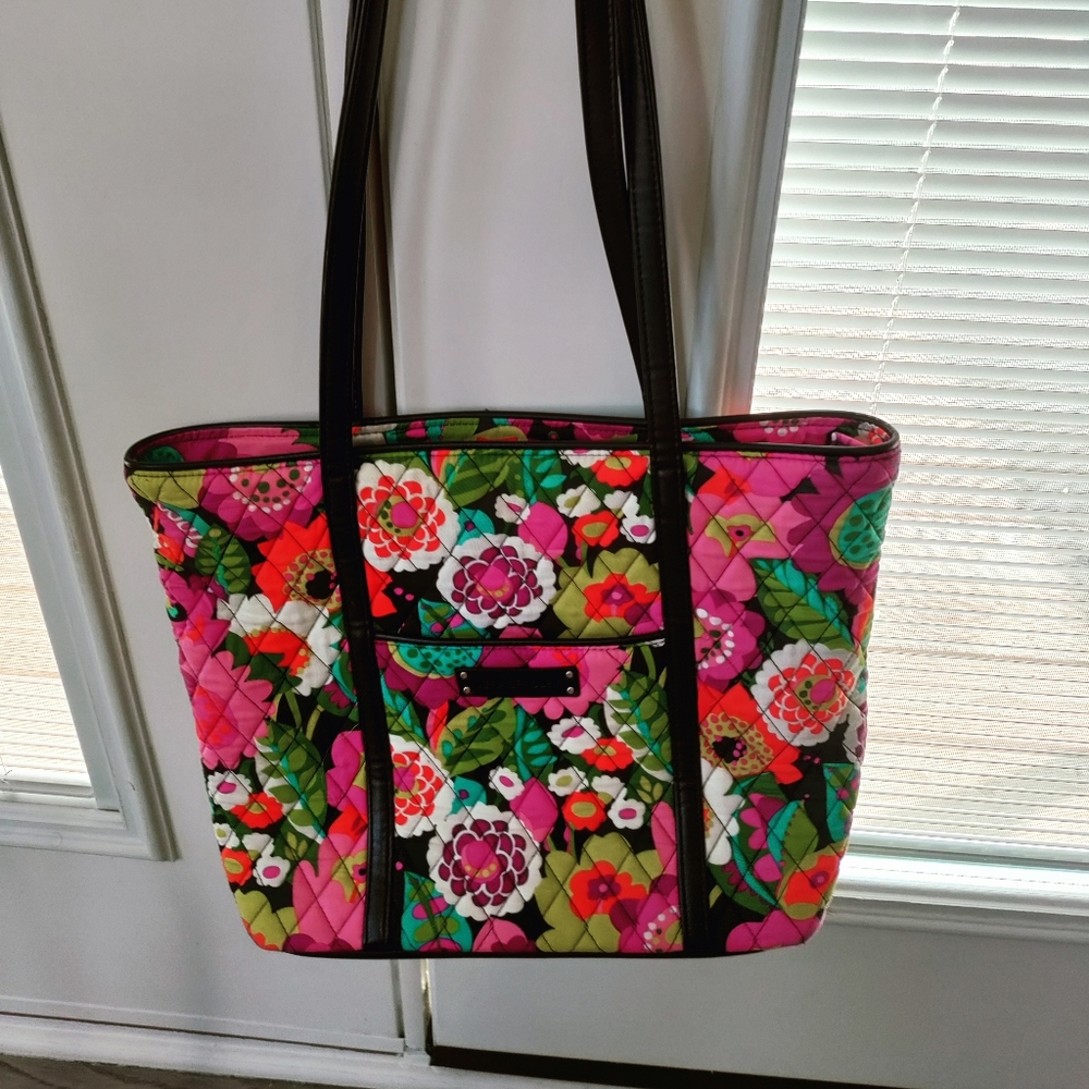 Vera Bradley tote